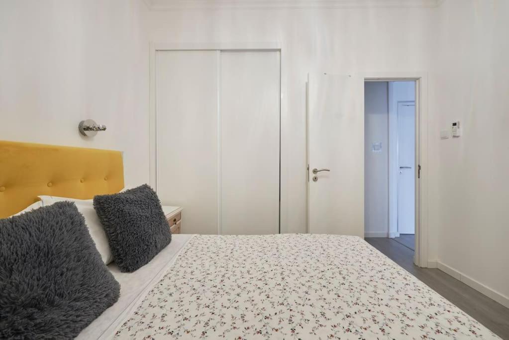 New 3 Bedroom Flat With River On Sight @Alameda Lisbon Exterior photo